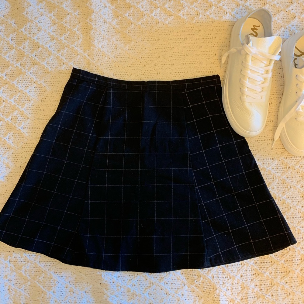 High waisted American Apparel school girl skirt